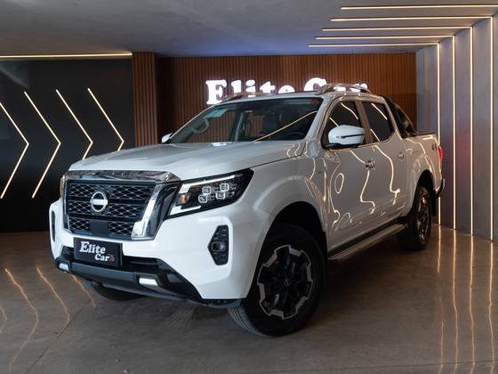 NISSAN FRONTIER 2.3 16V TURBO DIESEL PLATINUM CD 4X4 AUTOMÁTICO NISSAN FRONTIER 2.3 16V TURBO DIESEL PLATINUM CD 4X4 AUTOMÁTICO